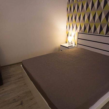 Modern Apartments In The Centre - Kuznechna Str. 26/4 Charków Zewnętrze zdjęcie