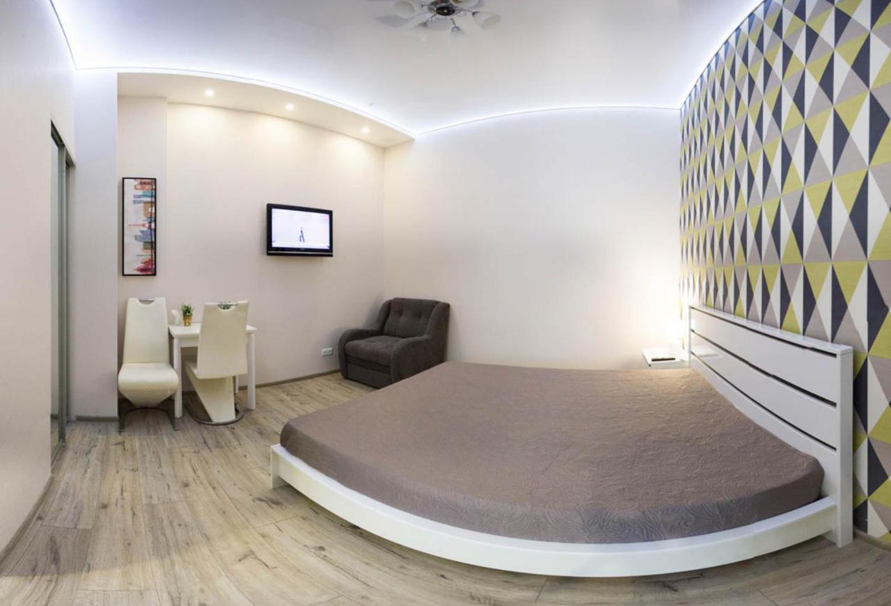 Modern Apartments In The Centre - Kuznechna Str. 26/4 Charków Zewnętrze zdjęcie