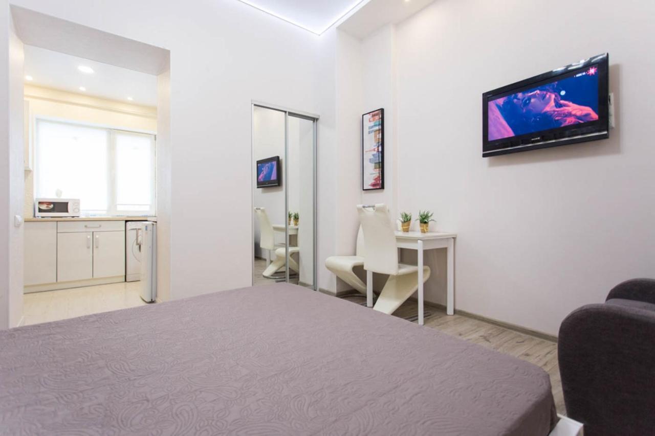 Modern Apartments In The Centre - Kuznechna Str. 26/4 Charków Zewnętrze zdjęcie