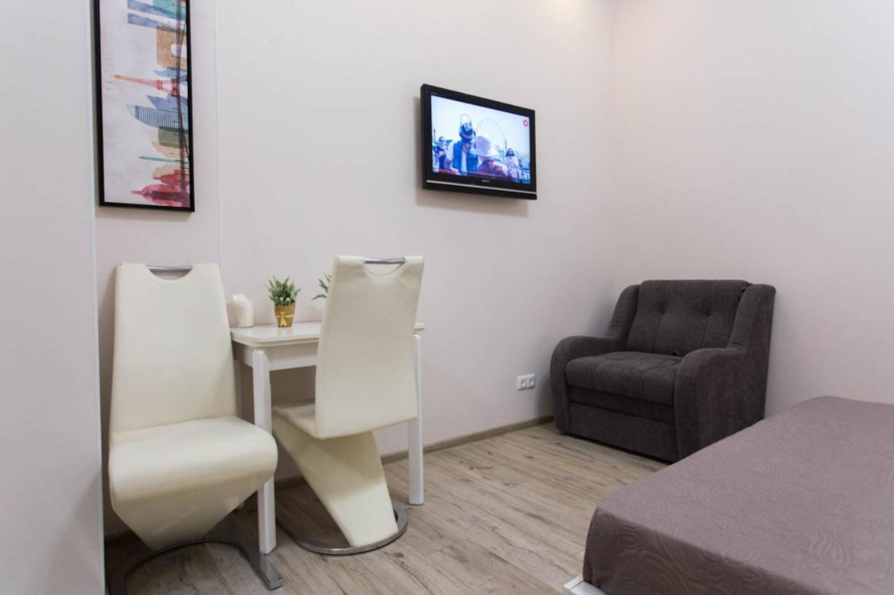 Modern Apartments In The Centre - Kuznechna Str. 26/4 Charków Zewnętrze zdjęcie