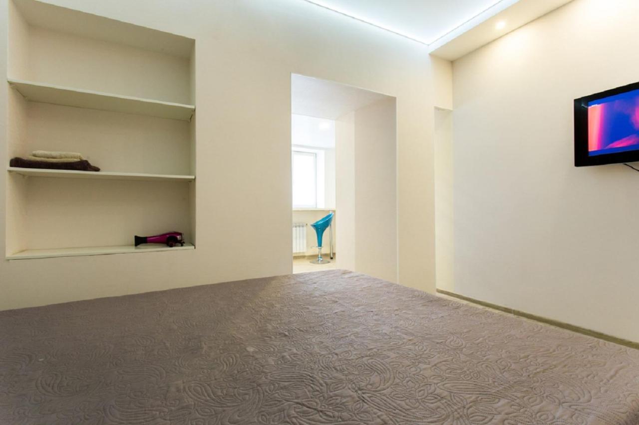 Modern Apartments In The Centre - Kuznechna Str. 26/4 Charków Zewnętrze zdjęcie