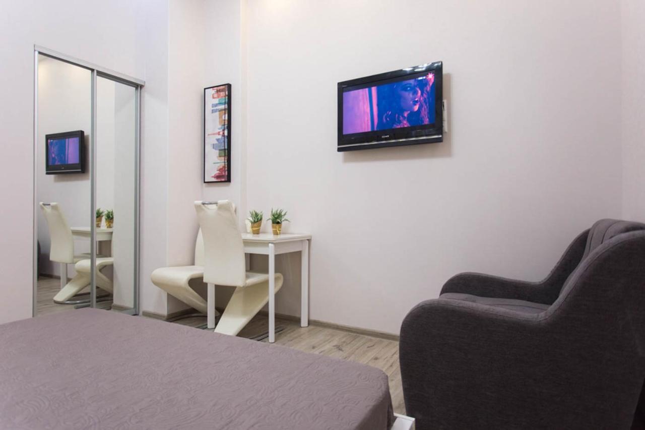 Modern Apartments In The Centre - Kuznechna Str. 26/4 Charków Zewnętrze zdjęcie